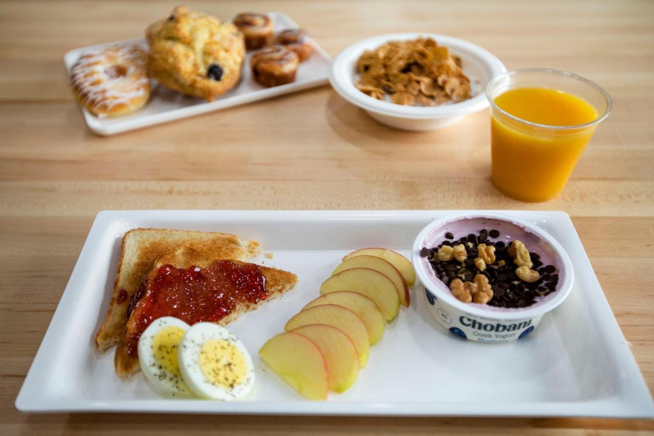 Comfort Inn Mount Pleasant - Racine Luaran gambar